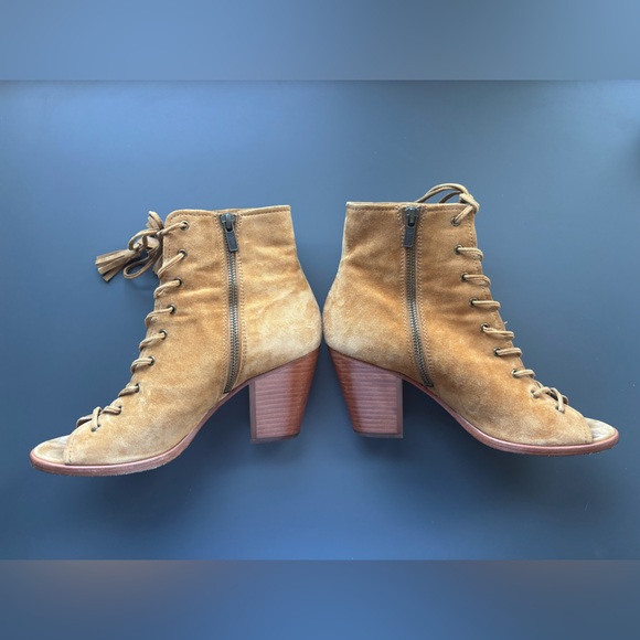 FRYE Suede Lace Up Heels- 8.5 - Picture 3 of 10